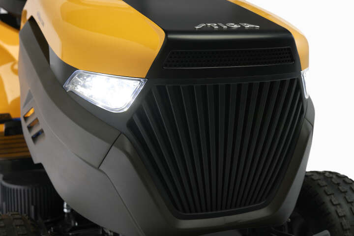 STIGA Akku-Rasentraktor Estate 384e